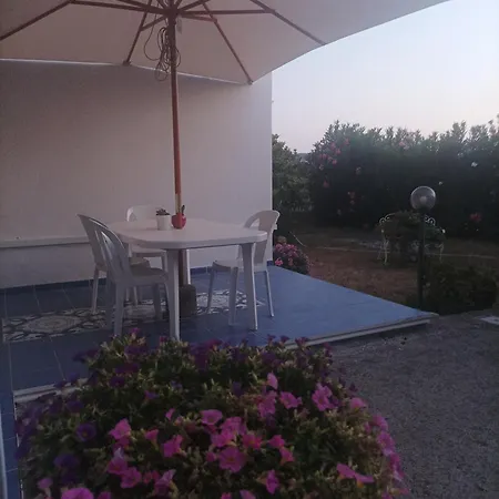Giardino Degli Oleandri * Palinuro